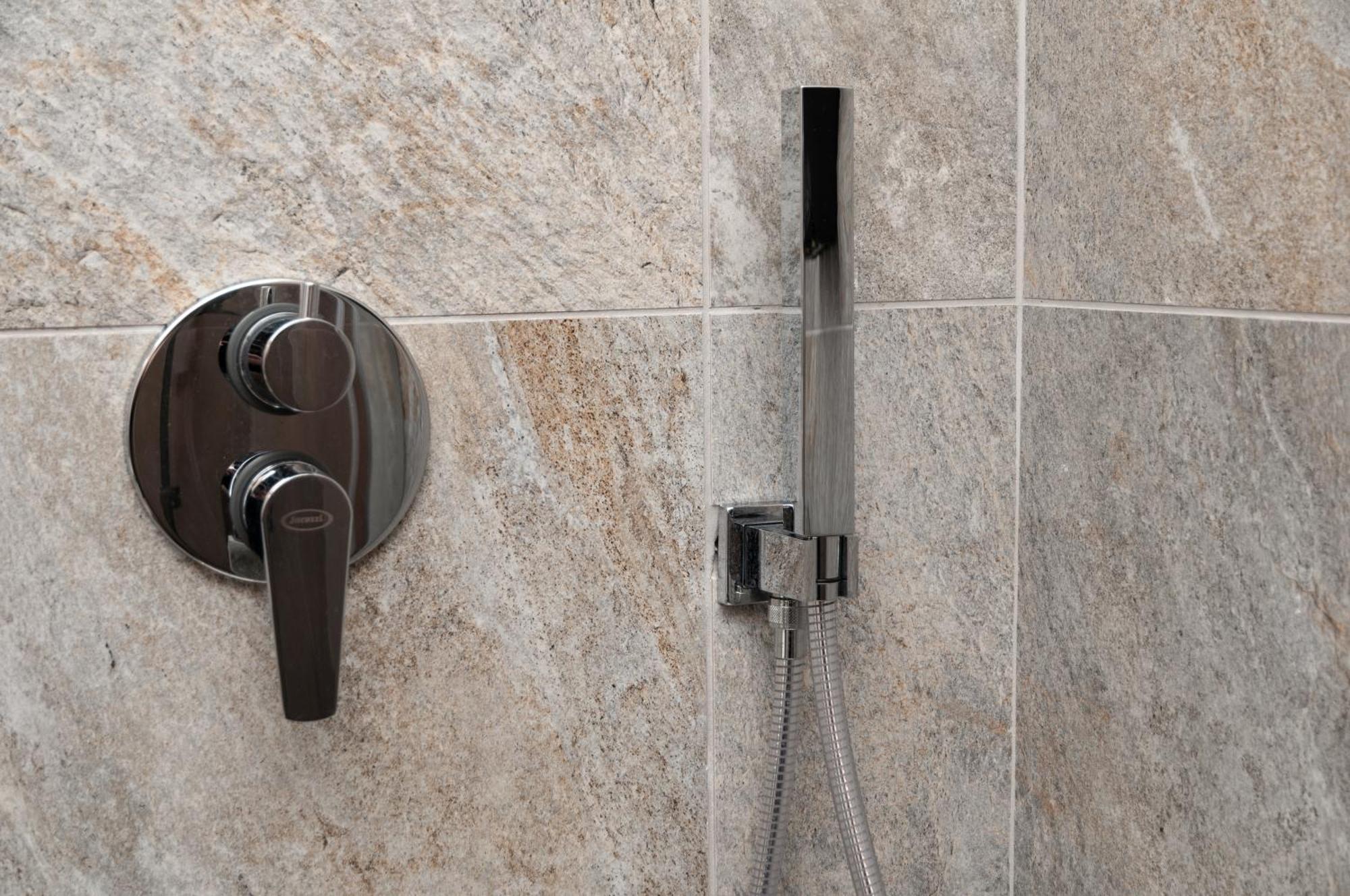 Suite 18 Luxury Apartments Бари Экстерьер фото